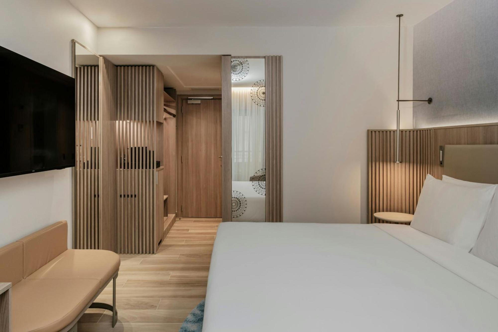 Отель Courtyard By Marriott Слима Экстерьер фото