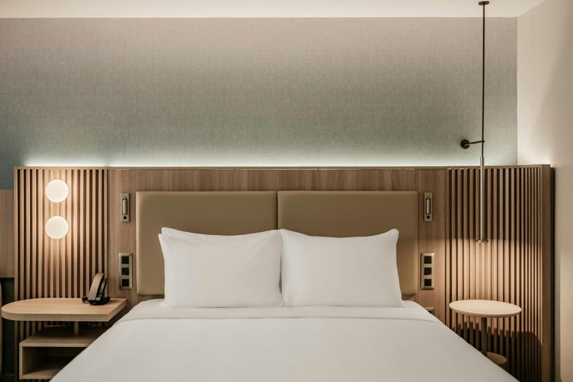 Отель Courtyard By Marriott Слима Экстерьер фото